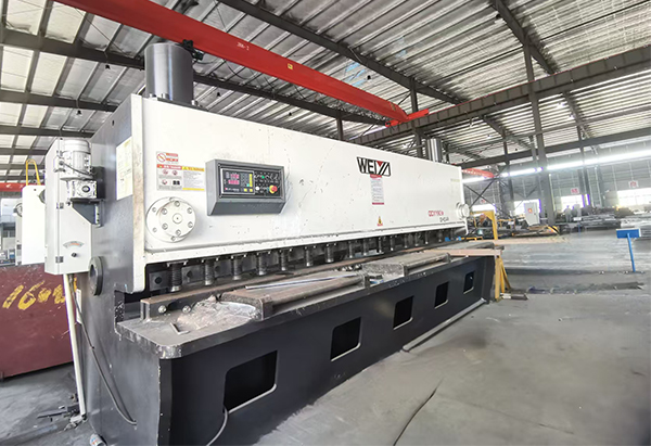 （QC11Y-K-16X4000）數控液壓閘式剪板機